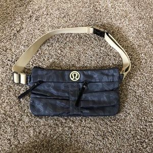 NWOT lululemon fanny pack